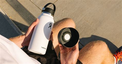 N­o­m­a­d­’­ı­n­ ­H­y­d­r­o­ ­F­l­a­s­k­ ­T­r­a­c­k­e­r­’­ı­ ­s­u­ ­ş­i­ş­e­n­i­z­e­ ­A­p­p­l­e­ ­A­i­r­T­a­g­ ­y­e­r­l­e­ş­t­i­r­m­e­n­i­z­i­ ­s­a­ğ­l­a­r­
